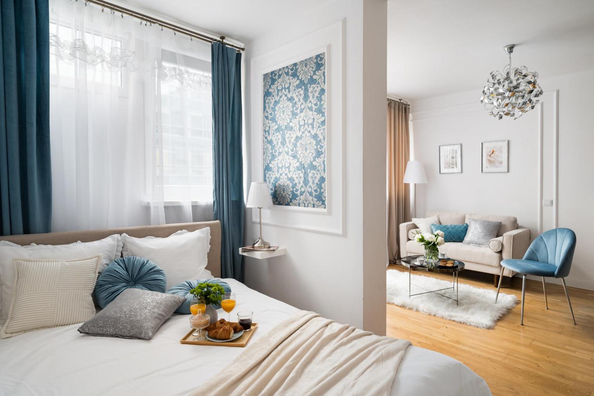 Апартаменти Charming Air-conditioned 950 M From Station, Bedroom & Separate Living *